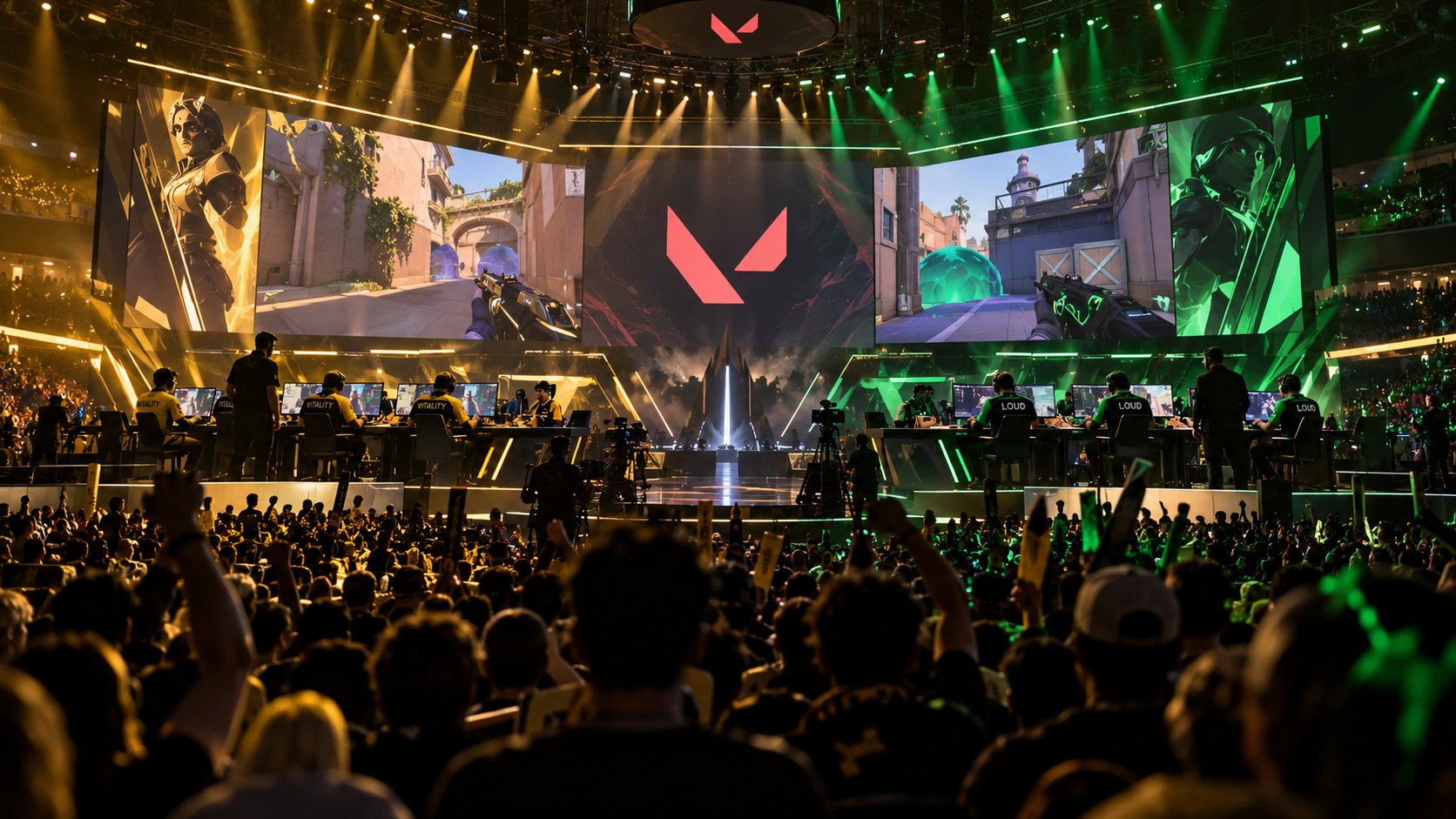 Ilustración editorial generada con IA: vista general de una arena de e-sports llena, con el público de espaldas y en el escenario dos filas de cabinas enfrentadas, a la izquierda jugadores con camisetas amarillas de Vitality y a la derecha con camisetas negras y verdes de LOUD, bajo pantallas gigantes con VALORANT; composición conceptual, no es una fotografía de la gran final ni de la arena de Shanghai.