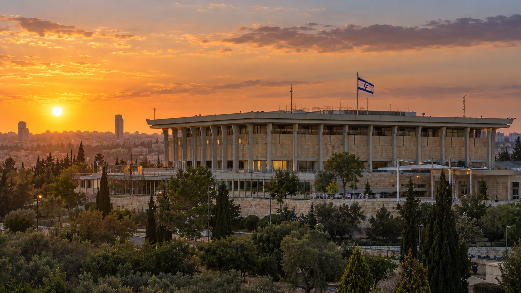 Ilustración editorial generada con IA: el edificio de la Knéset, el Parlamento de Israel en Jerusalén, al atardecer, con la bandera israelí en su mástil; composición conceptual, no es una fotografía.